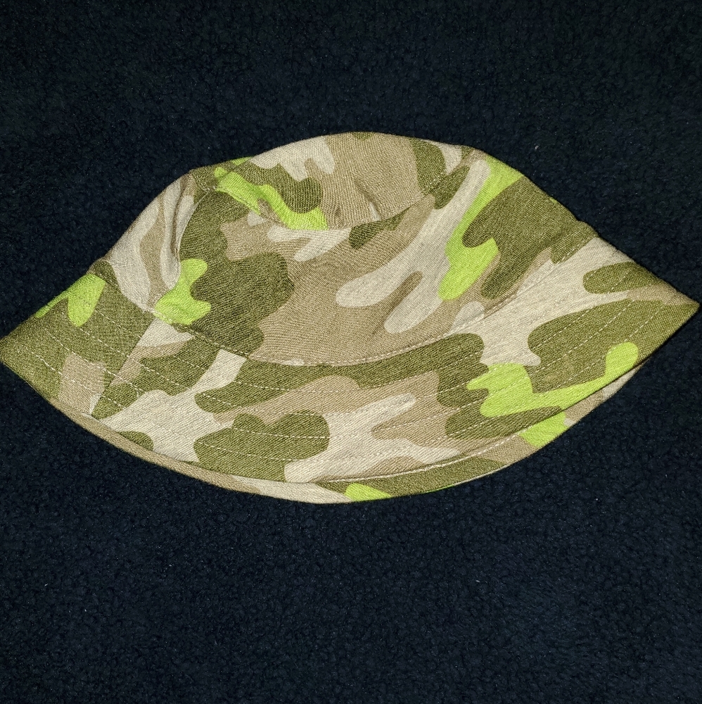 Camo floppy kids hat
